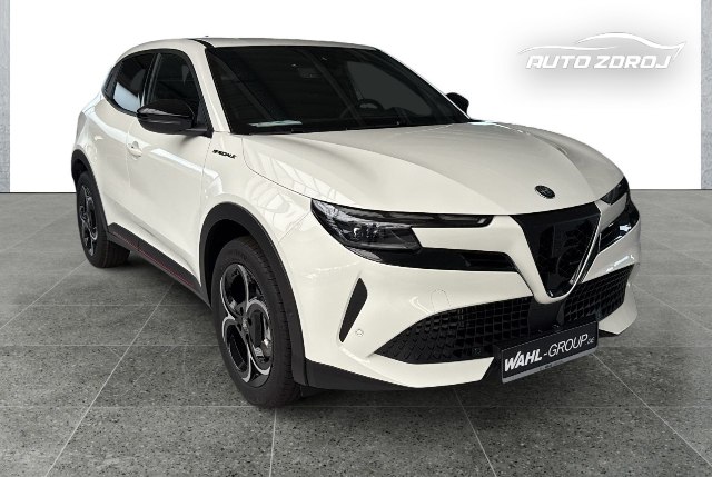 Alfa Romeo Junior 1.2 VGT Ibrida, 100kW, A, 5d.