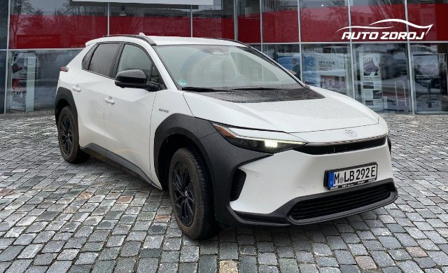 Toyota bZ4X BEV FWD, 150kW, A, 5d.