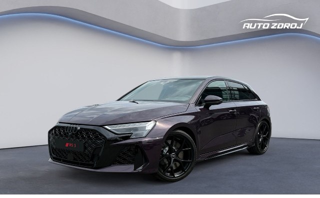 Audi RS3 Sportback 2.5 TFSI quattro S-tronic, 294kW, A7, 5d.