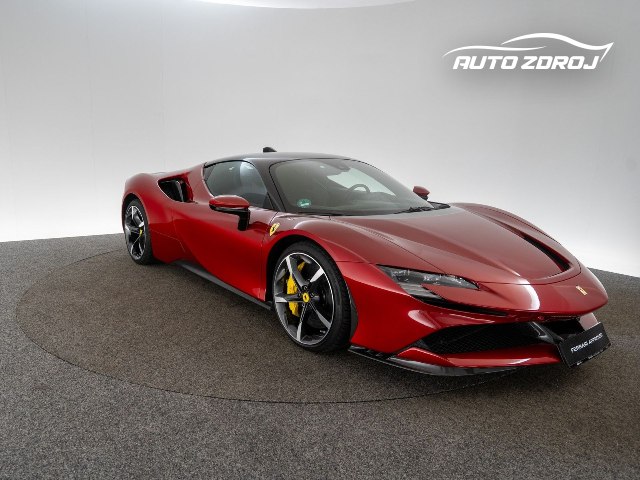 Ferrari SF90 Stradale 4.0 V8, 735kW, A8, 2d.