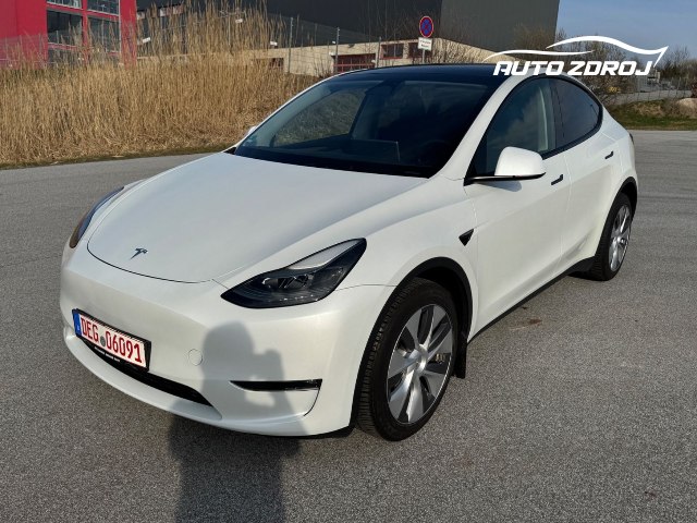 Tesla Model Y Long Range Dual Motor AWD, 378kW, A, 5d.