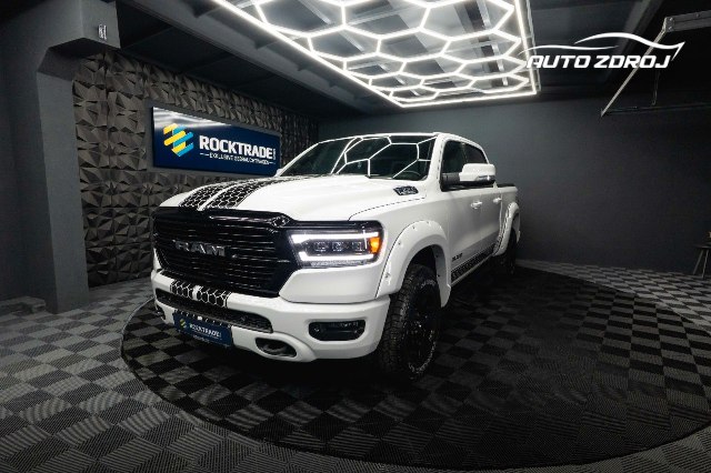 Dodge RAM 5.7 HEMI V8 4x4, 295kW, A, 5d.