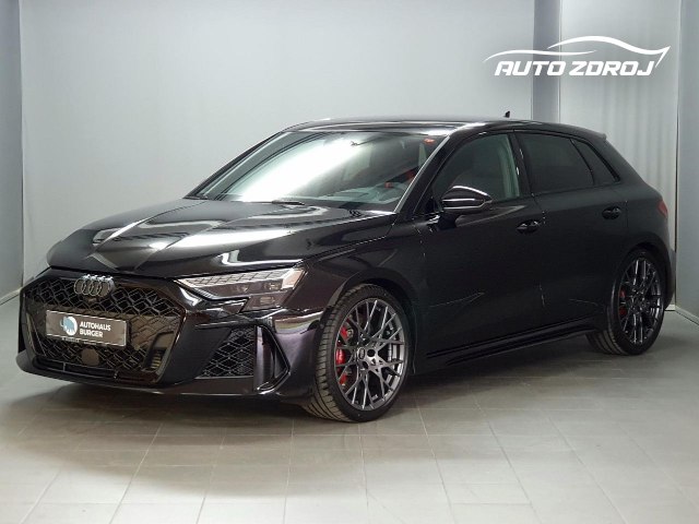Audi RS3 Sportback 2.5 TFSI quattro S-tronic, 294kW, A7, 5d.