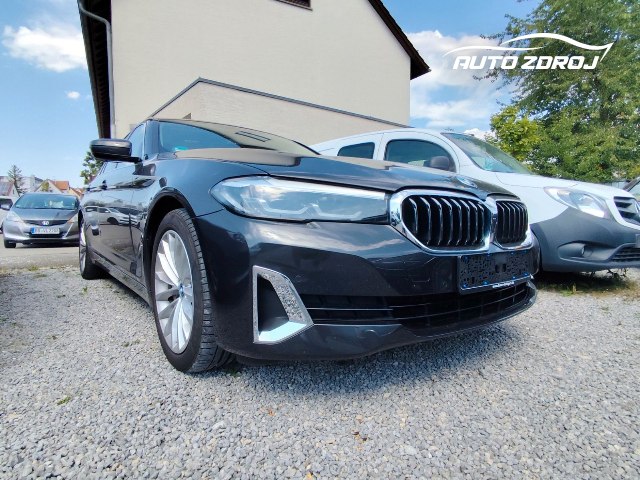 BMW rad 5 Touring Luxury Line 530e, 215kW, A8, 5d.