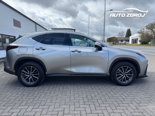 Lexus NX 450h+ AWD, 227kW, A, 5d.