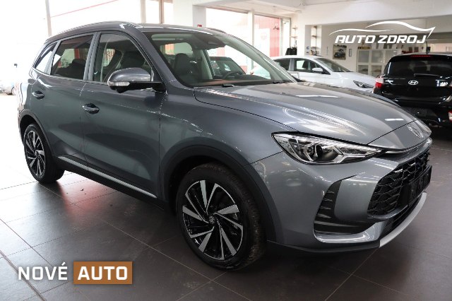 MG ZS Luxury 1.5 HEV FWD, 145kW, A, 5d.