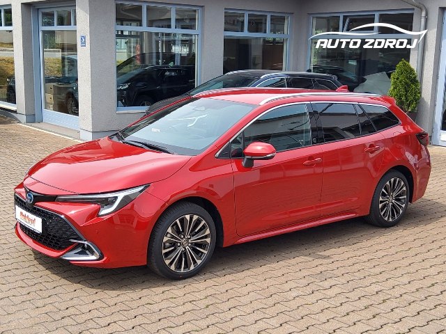 Toyota Corolla Combi Teamplayer 2.0 Hybrid, 144kW, A, 5d.
