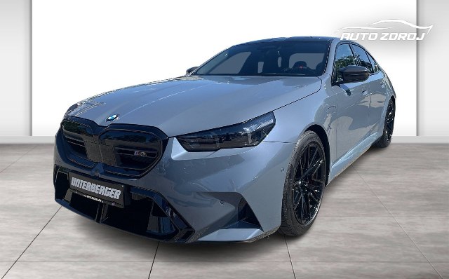 BMW M5 V8 PHEV xDrive, 535kW, A8, 5d.