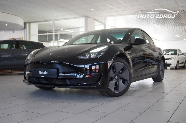 Tesla Model 3 Standard Range BEV RWD, 239kW, A, 5d.