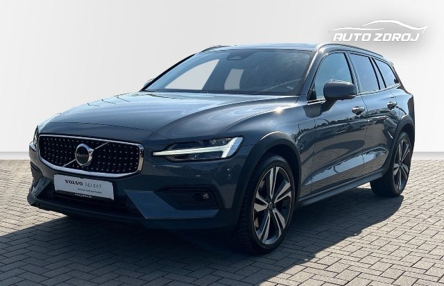Volvo V60 Cross Country B4 D AWD, 145kW, A8, 5d.