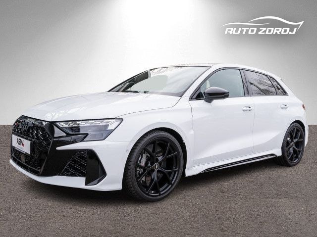 Audi RS3 Sportback 2.5 TFSI quattro S-tronic, 294kW, A7, 5d.