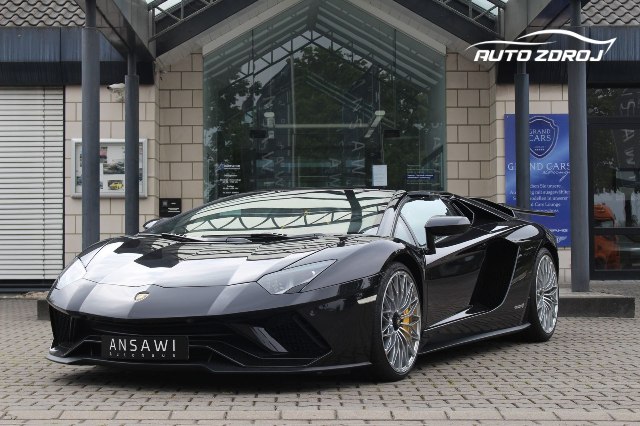 Lamborghini Aventador Roadster S LP740 - 4, 544kW, A7, 2d.