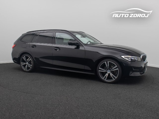 BMW rad 3 Touring 320d, 140kW, A8, 5d.
