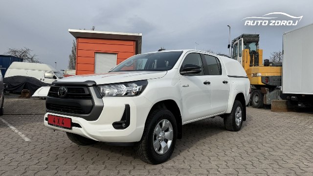 Toyota Hilux DoubleCab 2.4 D-4D 4WD, 110kW, M6, 5d.