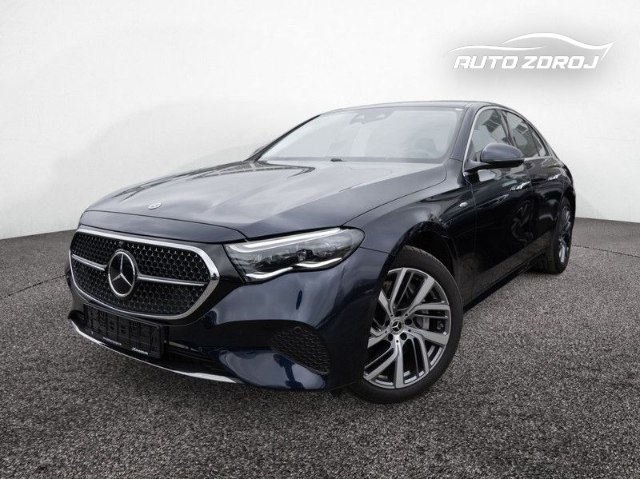 Mercedes-Benz E Avantgarde 300 e, 150kW, A, 4d.