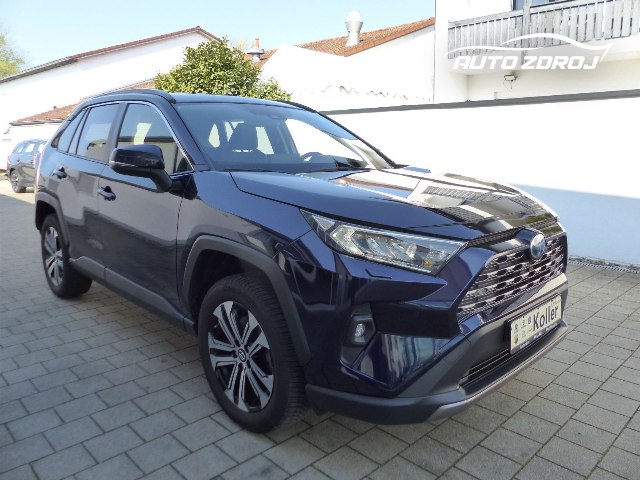 Toyota RAV4 Team D 2.5 Hybrid FWD, 160kW, A, 5d.