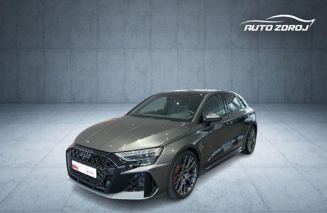 Audi RS3 Sportback 2.5 TFSI quattro S-tronic, 294kW, A7, 5d.