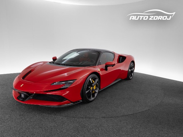 Ferrari SF90 Spider 4.0 V8, 735kW, A8, 2d.