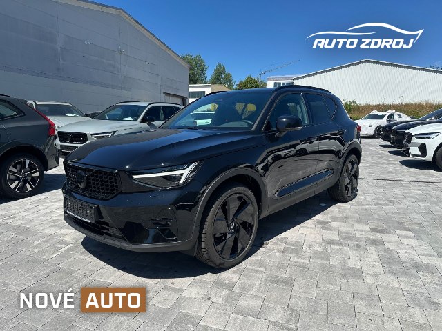 Volvo XC40 Ultra Black B4 B 2WD, 145kW, A8, 5d.