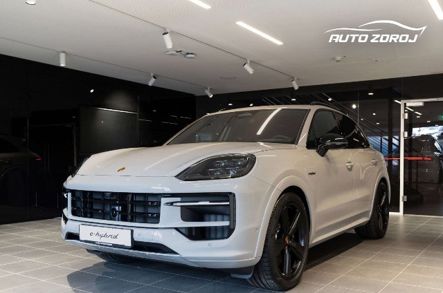 Porsche Cayenne Black Edition S E-Hybrid AWD, 382kW, A, 5d.